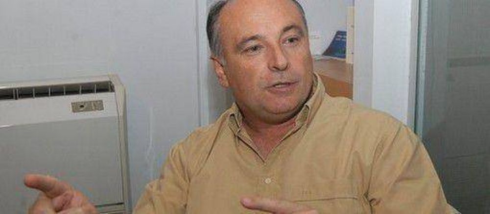 �En los pr�ximos d�as, De la Sota va a invitar a Carri� a unas Paso�