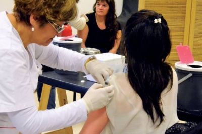 Más de 400 personas se vacunaron en la Campaña de Vacunación contra Hepatitis B