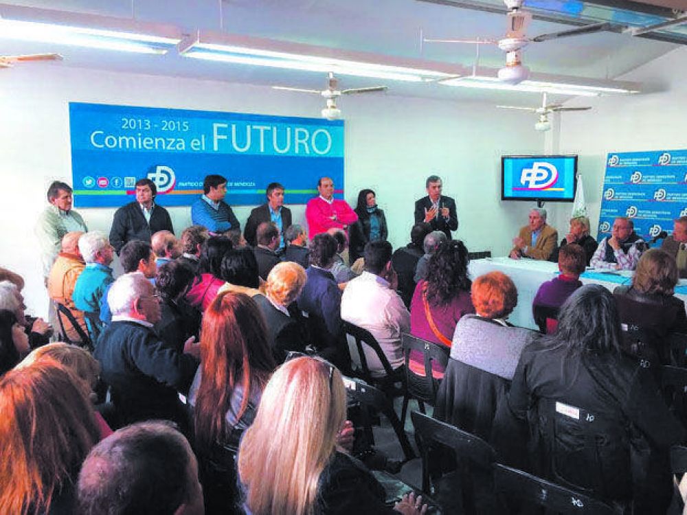 El Partido Dem�crata ratific� su alianza con el PRO de Mauricio Macri