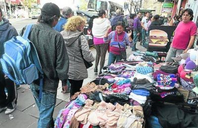 Aumenta la venta callejera ilegal en Neuqu�n
