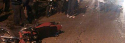 Fallece motociclista tras una fuerte colisi�n en avenida 2 de Abril