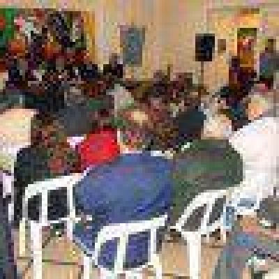 Interesante charla sobre San Mart�n y masoner�a