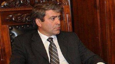 Cano le pidi� a Sileoni que se comprometa con el conflicto en la UNT