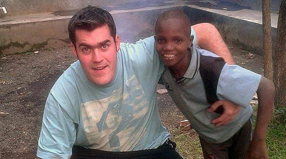 Mat�as Amigo, un bahiense con coraz�n solidario en �frica