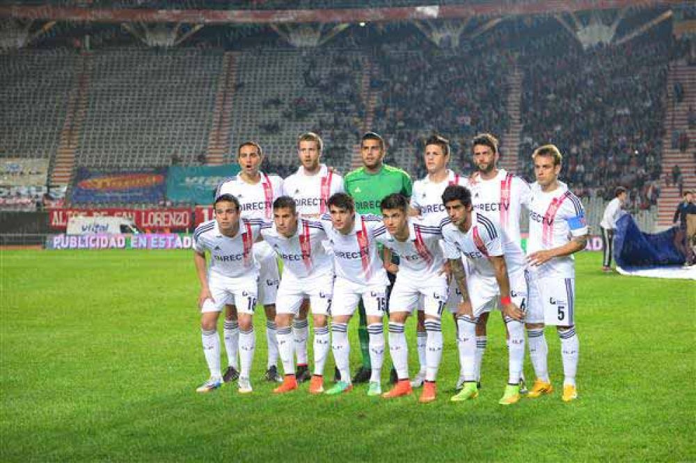 Su plantel ilusiona, pero la falta de claridad para atacar siembra dudas