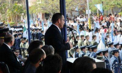 Dar�o Bacileff Ivanoff: 200 a�os despu�s, seguimos luchando por la independencia 