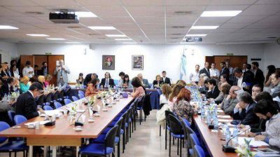 El proyecto para controlar a las empresas llega al Congreso en medio de la pol�mica