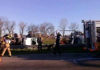 Un cami�n y una camioneta chocaron en el Acceso Oeste