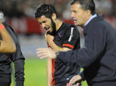 Villalba, entre algodones, est� en duda en Newell's para enfrentar a Belgrano