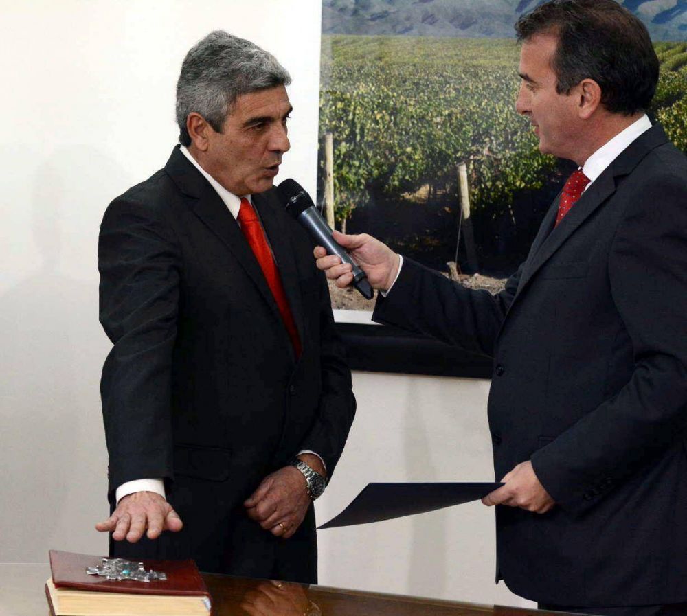 P�rez lanza letras por $ 210 millones