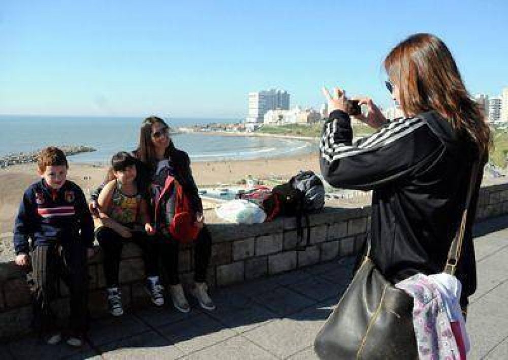 Satisfactoria evaluaci�n del fin de semana largo tras la llegada de cien mil turistas a la ciudad
