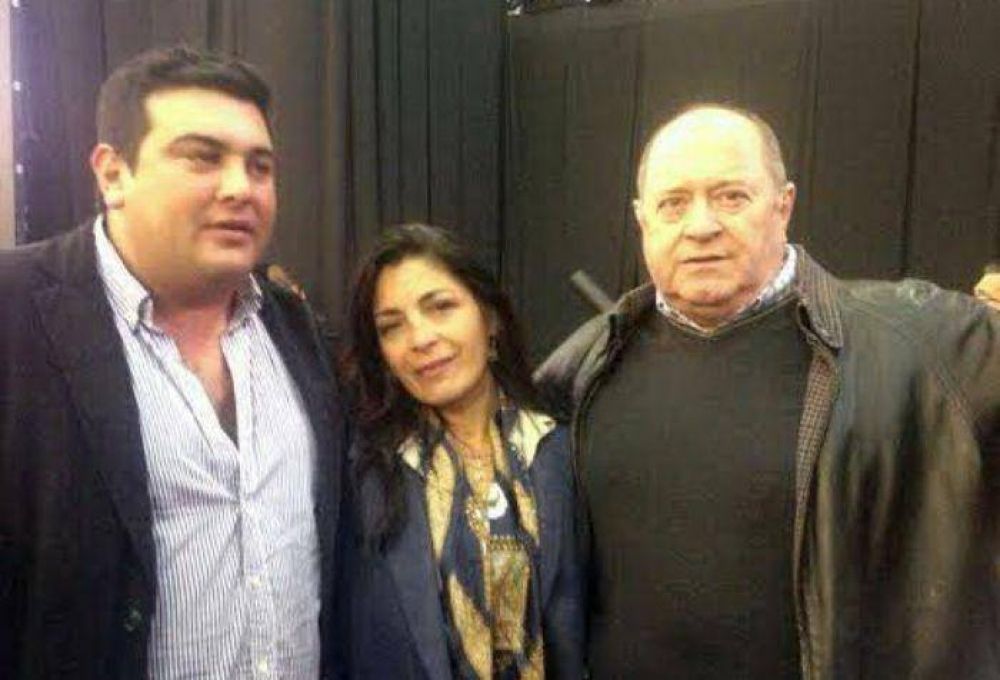 Arcuri, Fanproyen y Samper junto a Sergio Massa