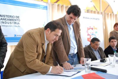 Acuerdan acceso a la educaci�n de PIL de Chilecito
