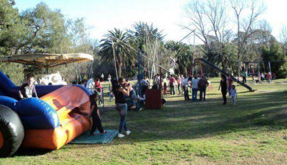En una jornada primaveral, se llen� el Parque Caba�as