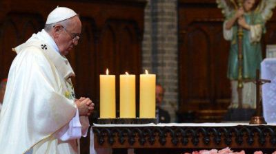 Francisco apoy� la intervenci�n en Irak: 