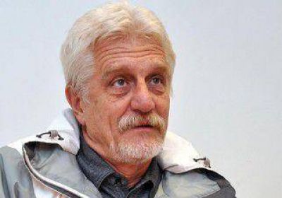 Ciampini acus� a Coco de defender intereses de Shell 
