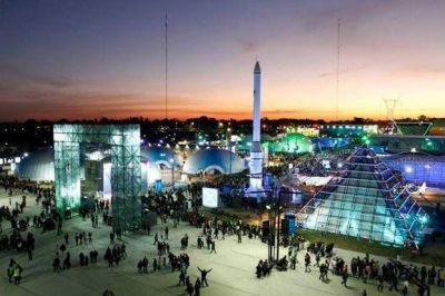 Caputo anunci� que 1500 alumnos de Azul viajar�n gratis a Tecn�polis
