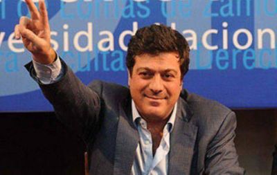 Los apoyos a la postulaci�n del titular del Senado como Gobernador para el 2015 d�a a d�a ganan en volumen