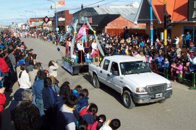 Este martes abren las inscripciones para el gran Desfile de Primavera 2014 