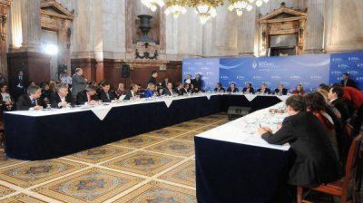 Fuerte discusi�n en el inicio del debate por la Ley de Abastecimiento