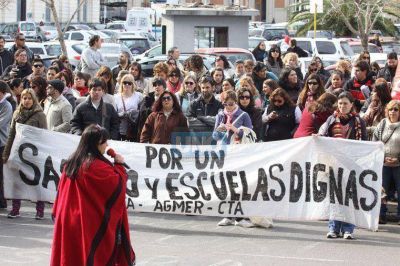 El gobierno descontar� los d�as de paro