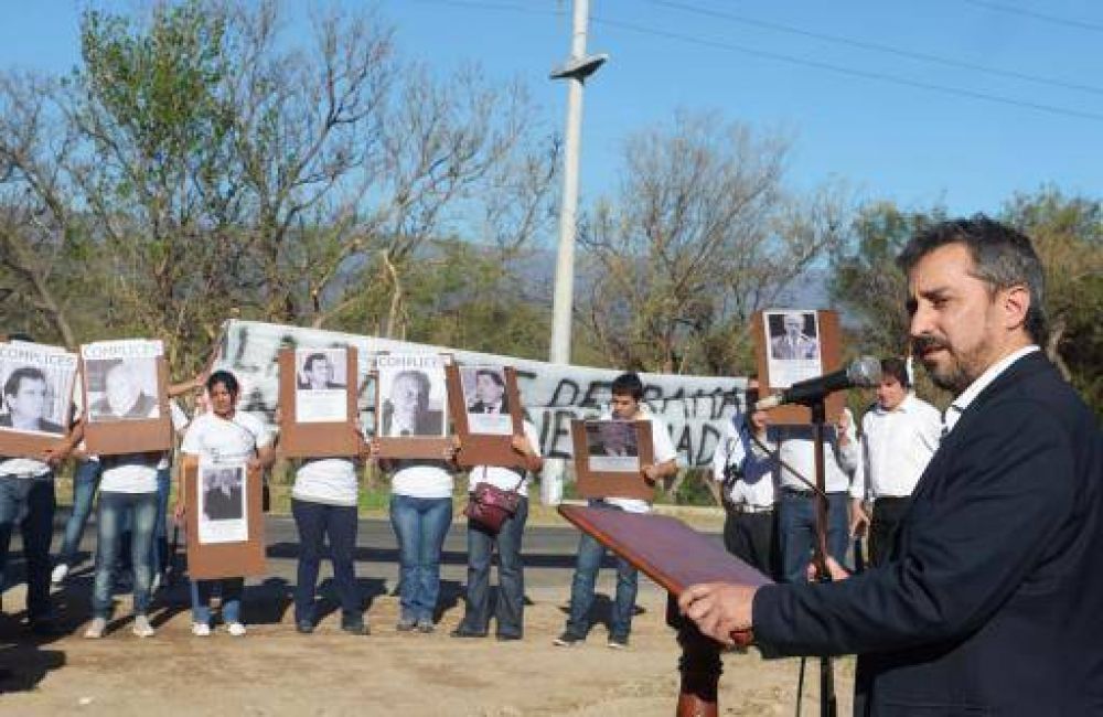 Homenaje a las vctimas de la Masacre en Capilla del Rosario