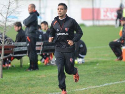 Figueroa ofrece alternativas en lugar de Villalba en el mediocampo de Newell's