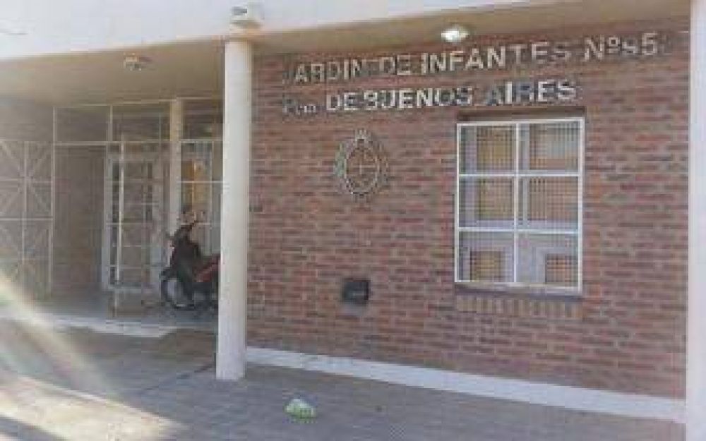 Bah�a Blanca: Acusan a maestra jardinera de golpear y maltratar a ni�os