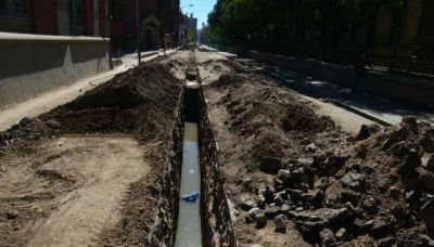 Medidas para �aliviar� el aliviador de Alberdi