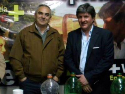 El Frente Renovador de Ensenada celebr� el triunfo conseguido por Sergio Massa en el 2013