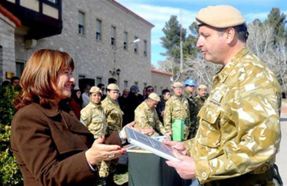 Pechen destac� la ayuda del Ej�rcito en desastres naturales