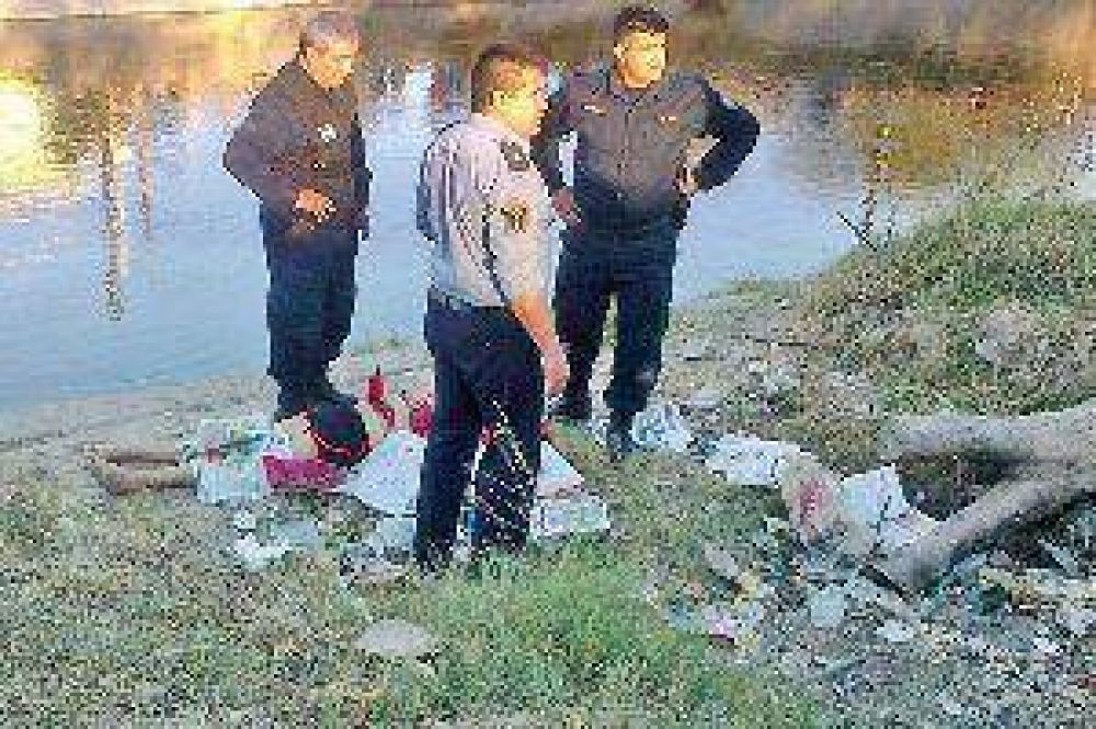 Alumna de 12 a�os falleci� ahogada al caer a las turbias aguas del canal San Mart�n