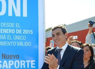 Randazzo pas� por San Luis para inaugurar un Centro de Documentaci�n R�pida
