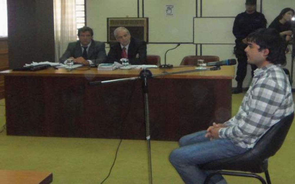 Comenz� el juicio por la muerte de Ezequiel Scheiver