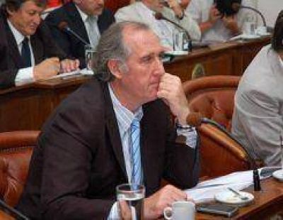 Gerdau: �Benedetti no s�lo ha perdido elecciones, ahora tambi�n ha perdido la memoria�