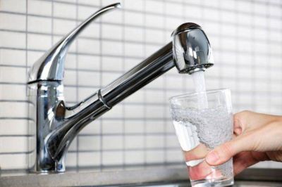 Aumenta la tarifa del agua potable para los usuarios de Assa
