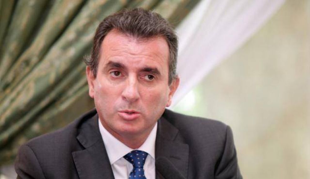 P�rez pedir� que le sea autorizado el cr�dito para casas chinas