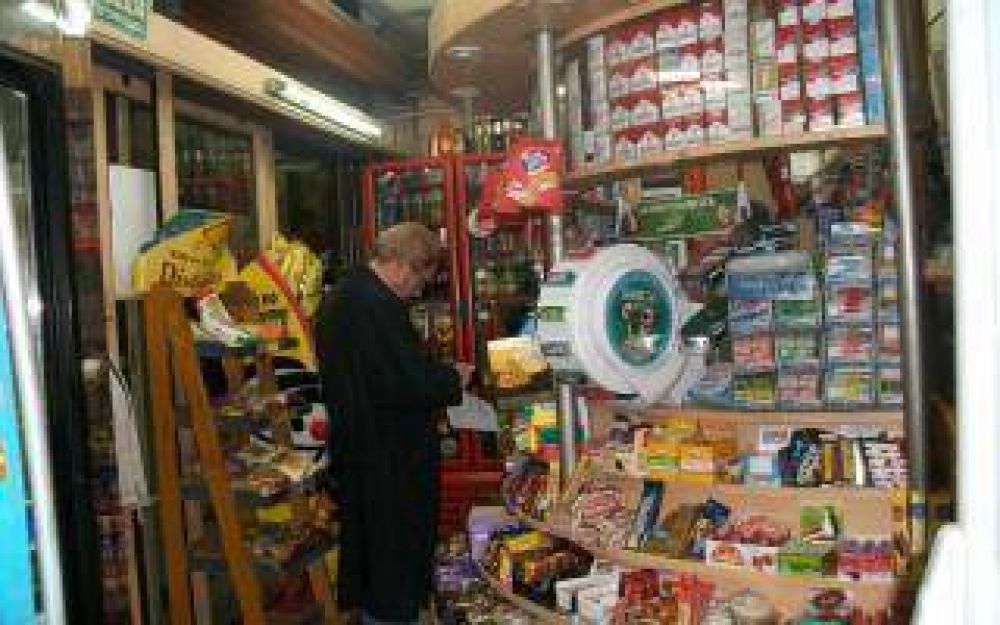 Avellaneda: Enga�an a comerciantes y los instan a pagar coimas