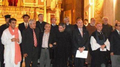 Zecca convoca a unirse en una oraci�n por la paz