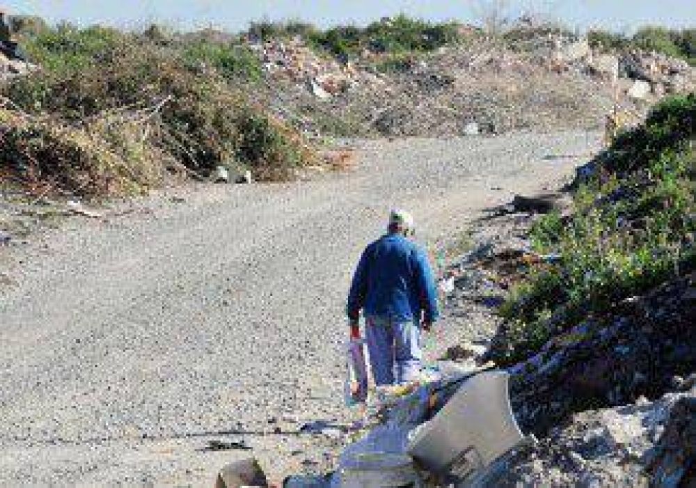 Admiten que todav�a hay 60 microbasurales en la ciudad 