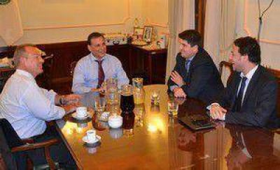  Ponce recibi� a ministros por la factibilidad de las 1.000 viviendas