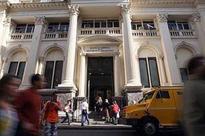 El d�lar oficial subi� a $8,40 y se produjo la segunda mayor devaluaci�n del a�o