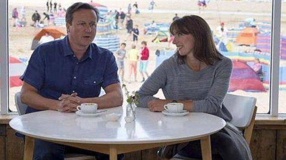 La prensa brit�nica cuestiona la falta de elegancia de Cameron