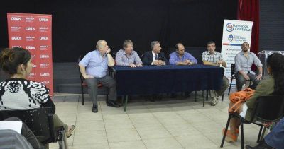 Lan�s: charla y capacitaci�n para micro-emprendedores del distrito