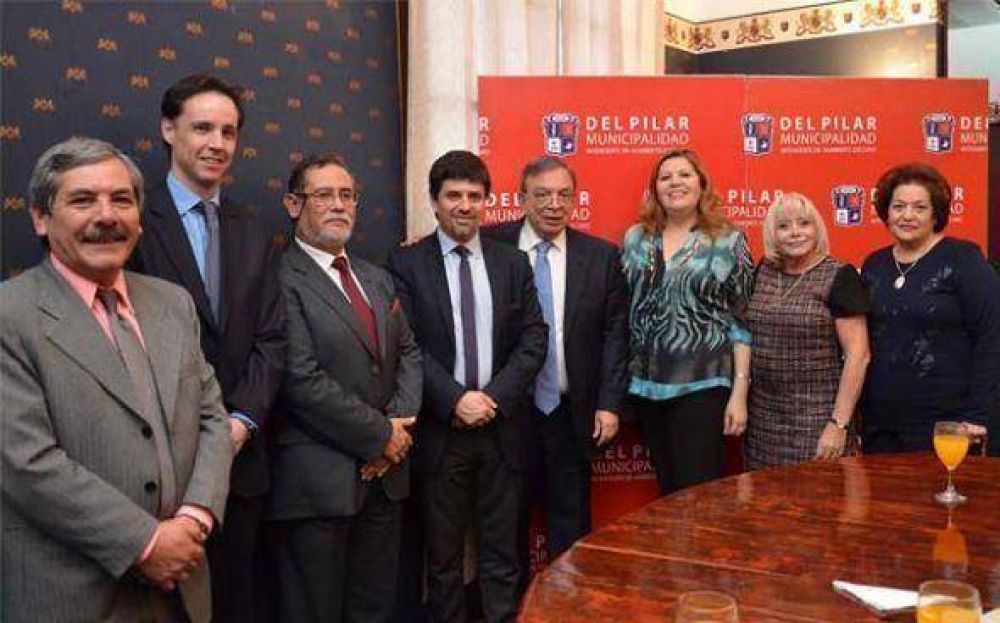 Visita del Embajador de Chile a Pilar