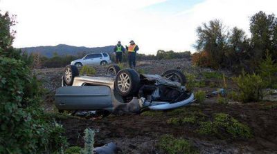 Muri� joven marplatense tras un vuelco en la ruta al cerro Catedral