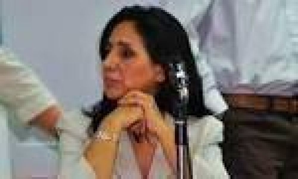 La senadora De la Rosa defendi� la reforma a la Ley de abastecimiento