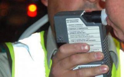 Miramar: Concejal condujo alcoholizado y choc� autos estacionados