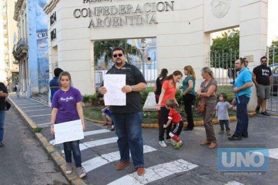 Osuna y judiciales acordaron obras para la aprobaci�n de loteos para el Procrear