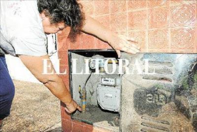 Vecinos denuncian estafas de falsos gasistas de Litoral Gas 